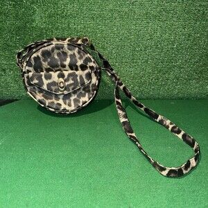 Primark brand leopard print canteen purse